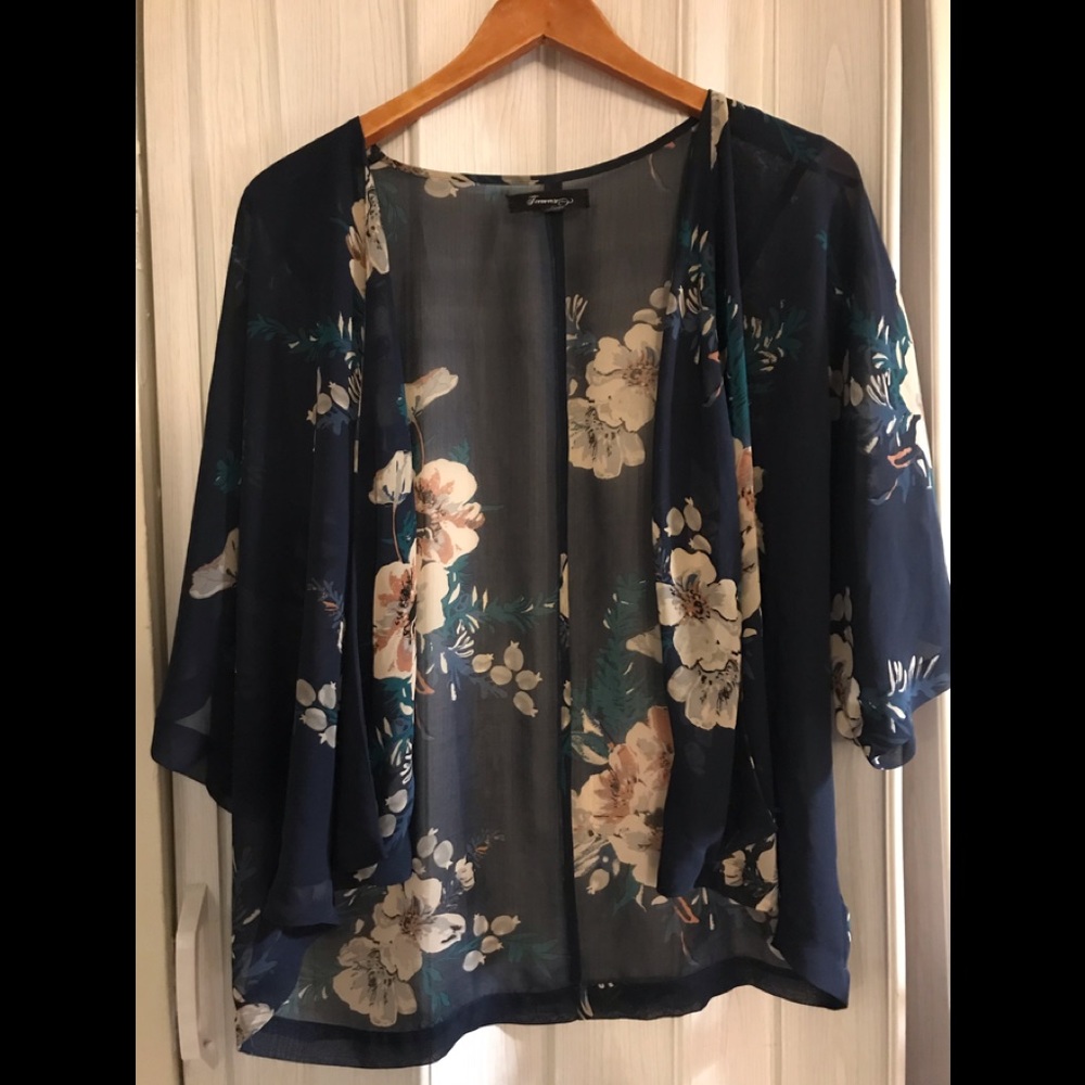Floral kimono perfect for summer!!!!